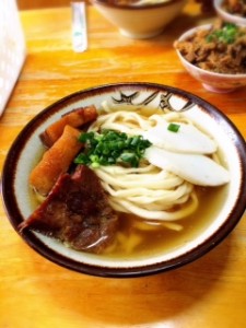 きしもと食堂　沖縄そば（大）